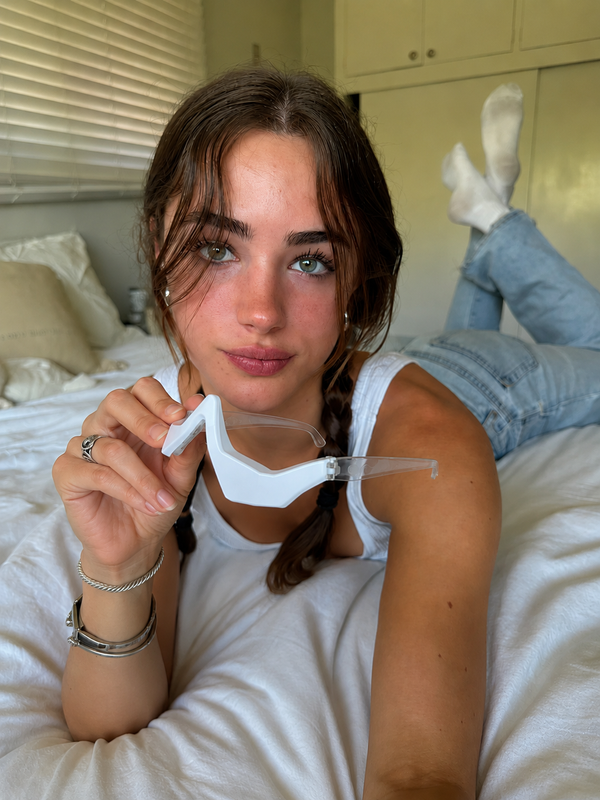 Lucy R.